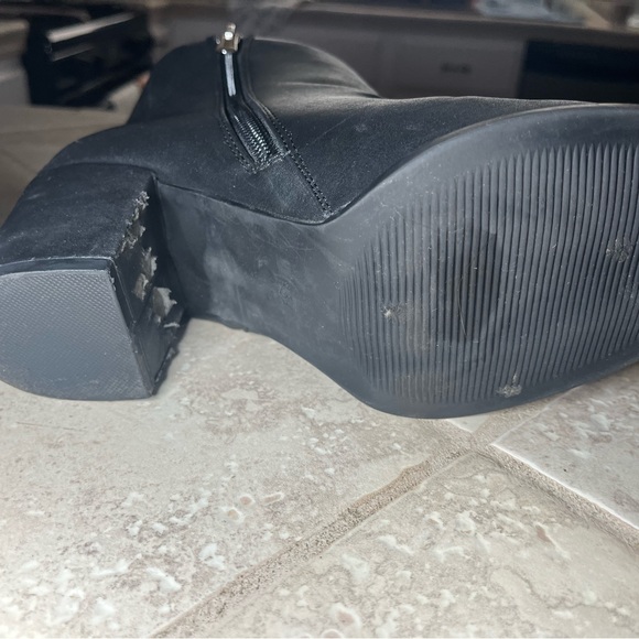 Torrid Black Faux Leather Double Zip Block Bootie (WW)-8.5 - Picture 8 of 9